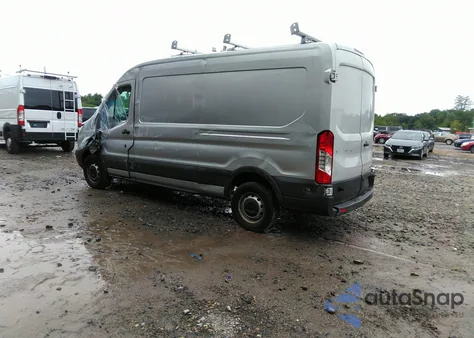 2017 Ford Transit-250 z USA, uszkodzony, nr VIN 1FTYR2CM8HKA29281